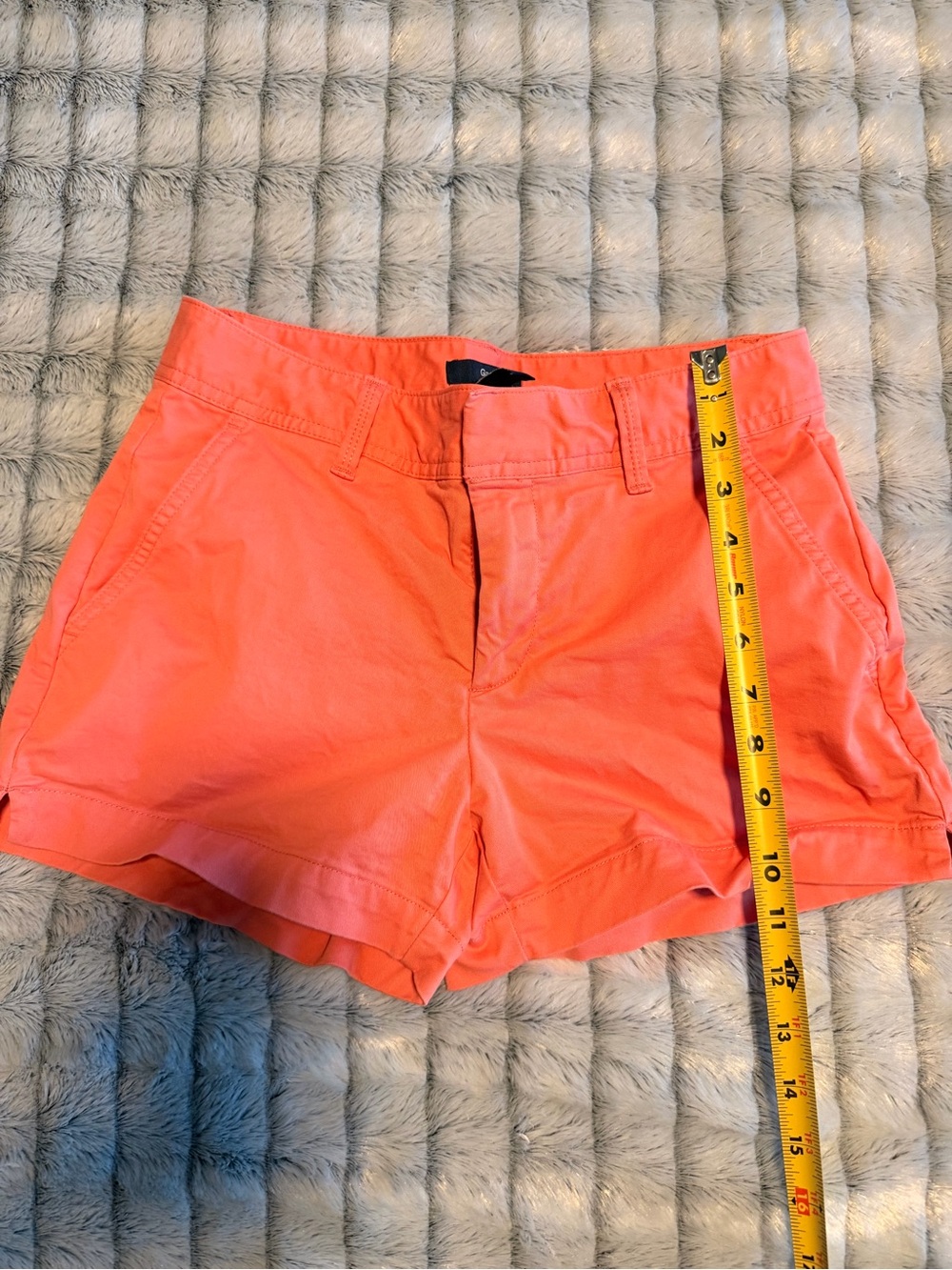 GAP 3’ Bright Coral Camelia Orange Women's Casual Shorts Size 0